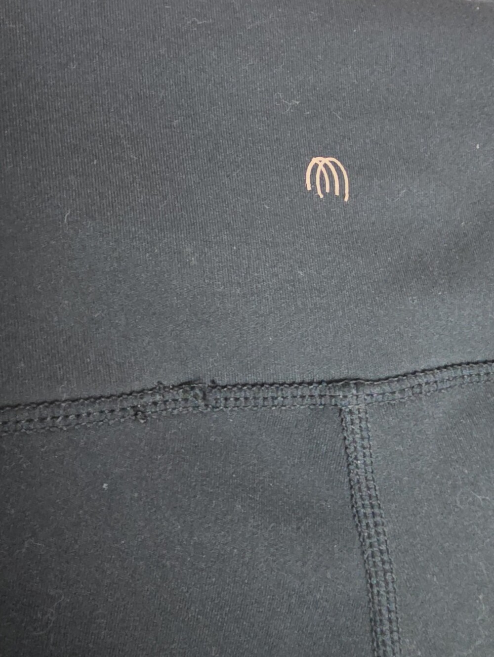 Balance Collection Legging - Picture 4 of 8